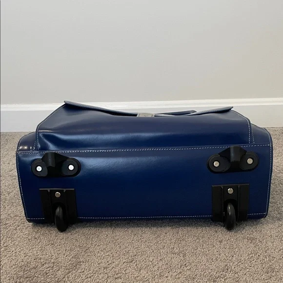 McKlein Edgebrook Navy Leather Rolling Briefcase Laptop Bag Lock Key - Picture 12 of 16